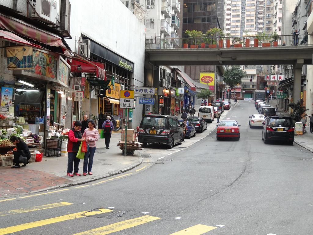 宜必思香港中上環 3*